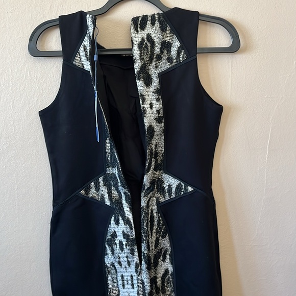 NWT Rebecca Minkoff Moulin Leopard Print Sleeveless Sheath Dress 2 - Picture 11 of 16